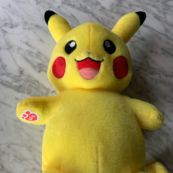 detective pikachu build a bear